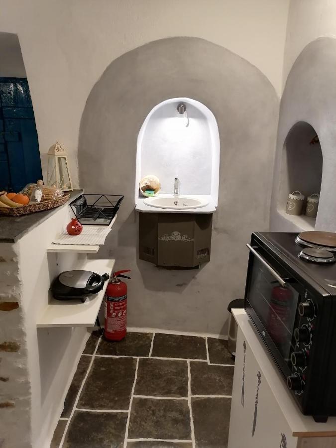 Kastro Gate Apartment ,Entrance To An Ancient Village Kástron Exterior photo