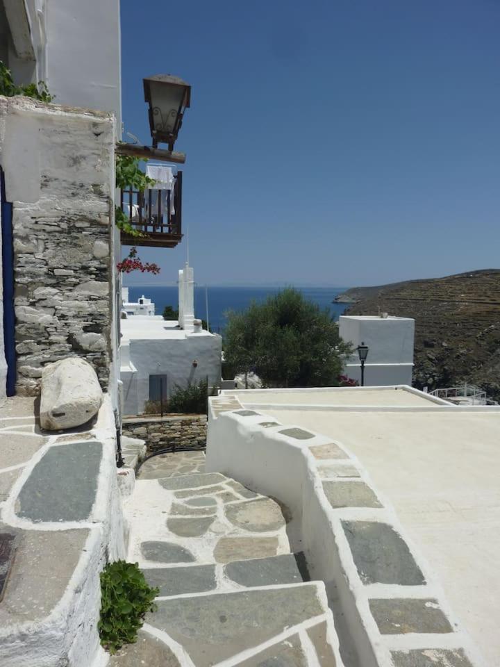 Kastro Gate Apartment ,Entrance To An Ancient Village Kástron Exterior photo